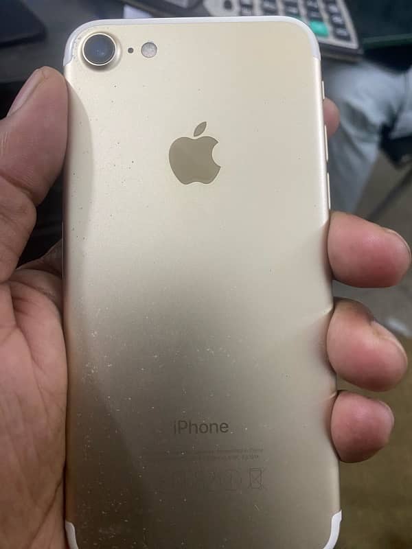 iPhone 7 128Gb pta approved 1