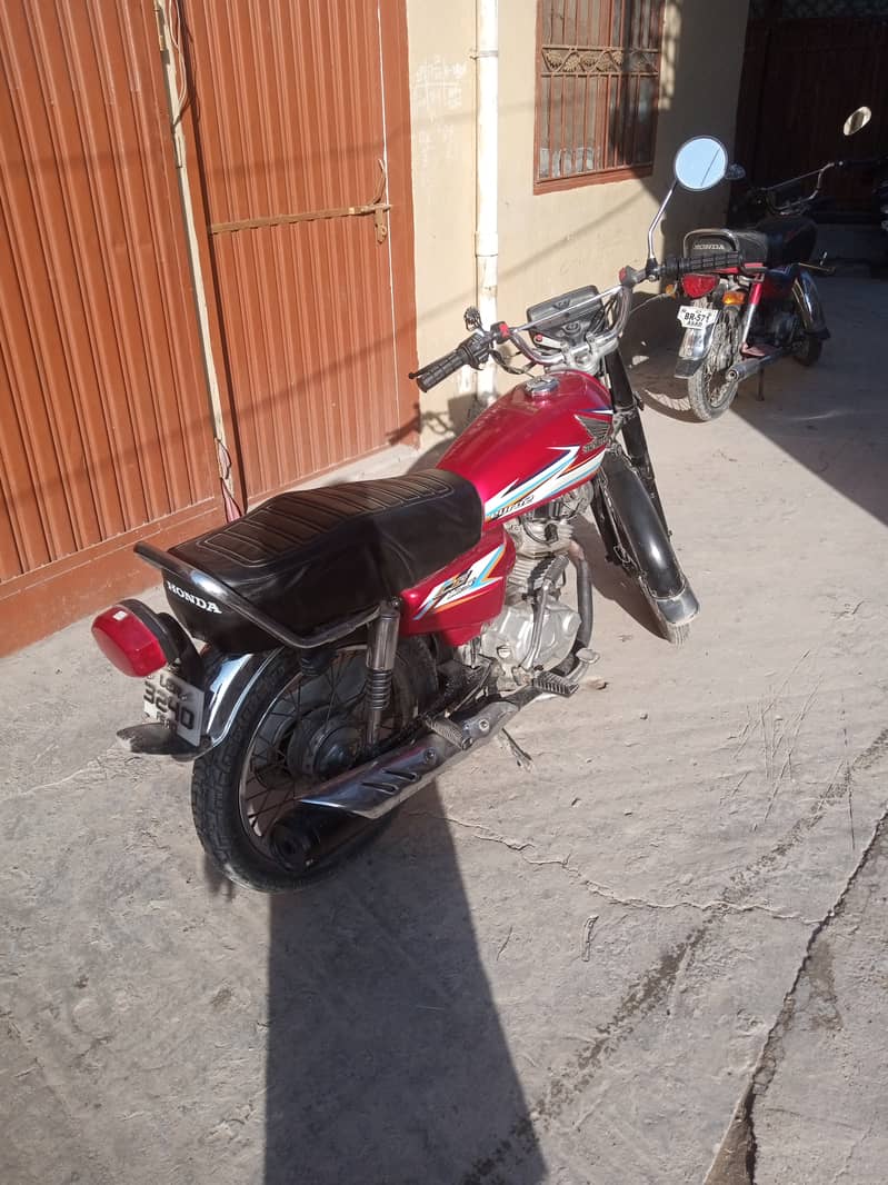 Honda CG 125 2016 7