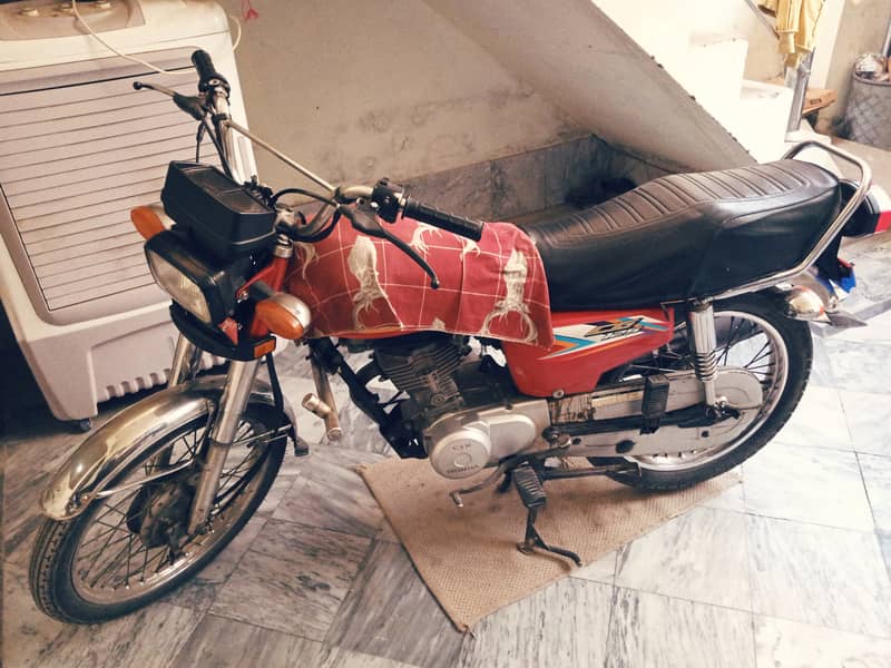 Honda CG 125 2016 6