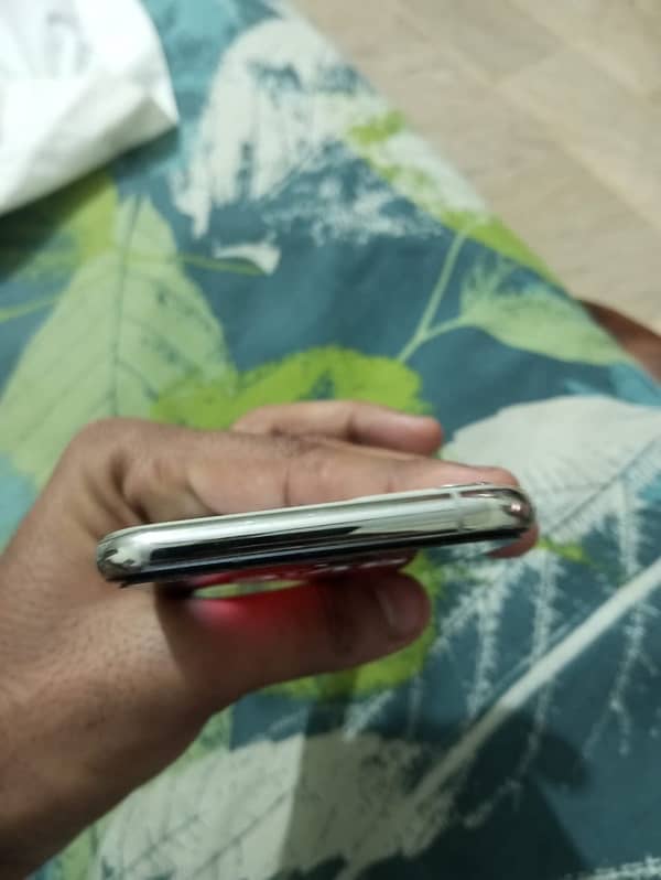 iphone 11 pro pta approved 1