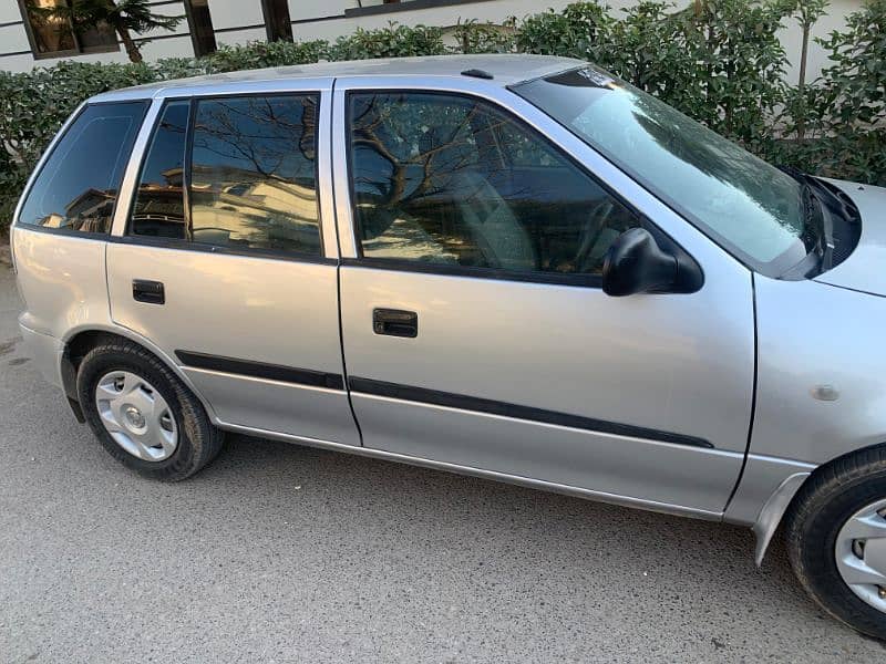 Suzuki Cultus 2015 4