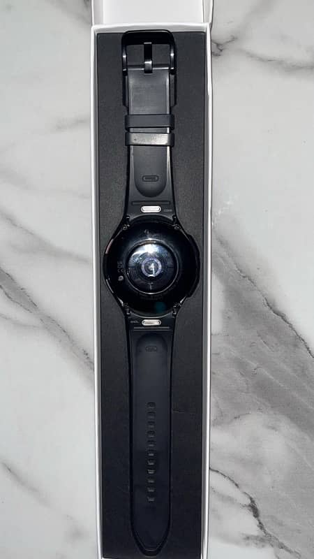 Samsung Galaxy Watch Classic 6 2