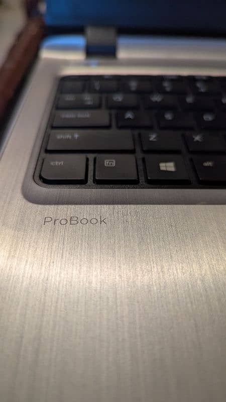 HP Probook 450 G3 (AMD Graphics) 1