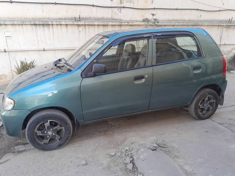 Suzuki Alto VXR 2011 in good condition 5