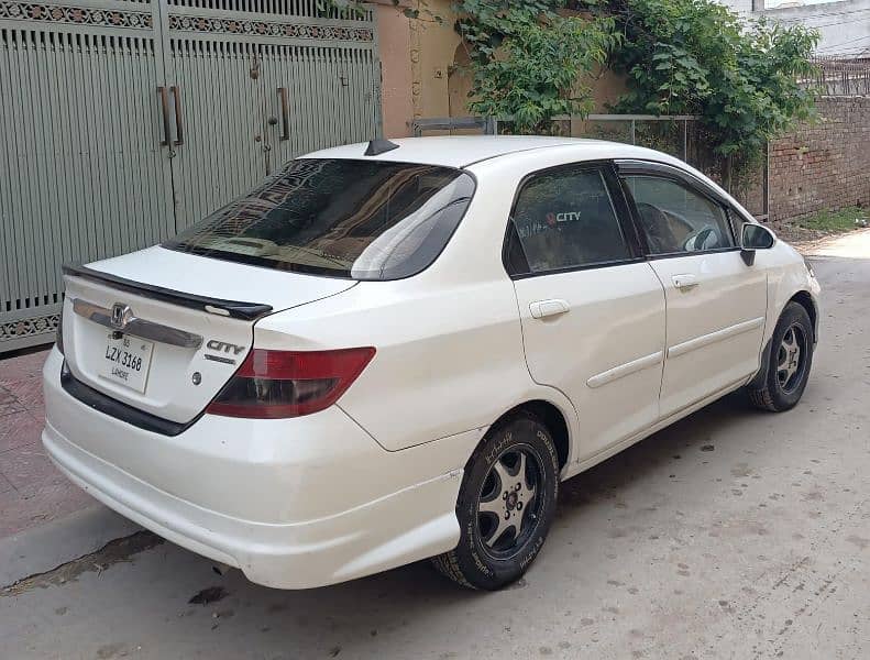 Honda City IDSI 2005 Urgent sale ( WhatsApp 03275691307) 6