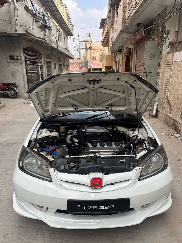 Honda Civic 2005 4