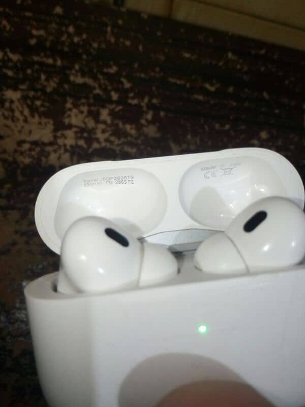 airpods pro 2nd generation 0