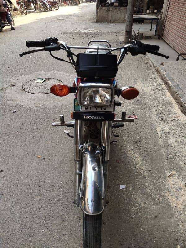 Honda CG 125 2018 5