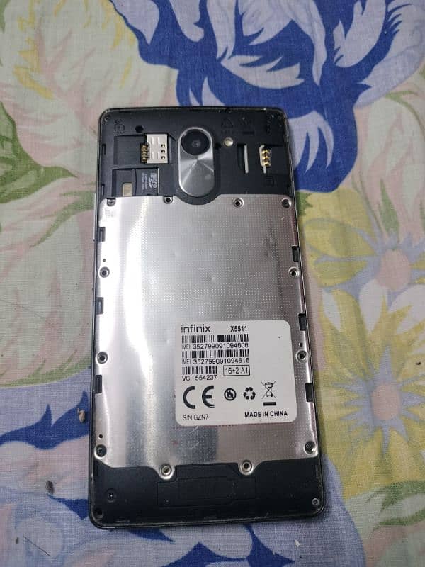 Infinix hot 4 in working condition for sale 3