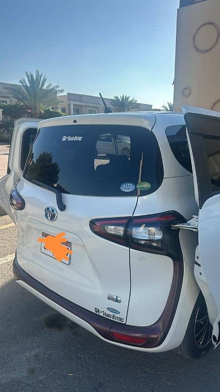 Toyota Sienta 2018 2