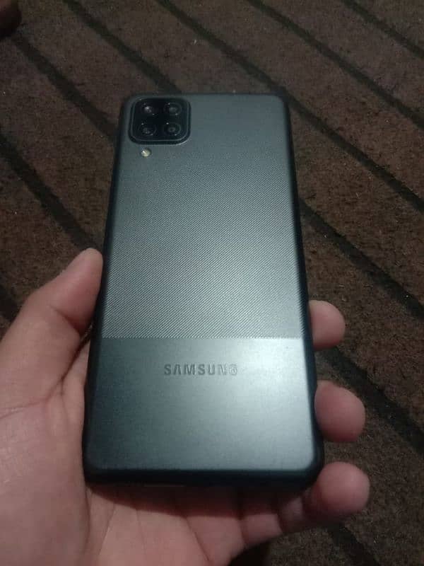 Samsung A12 0