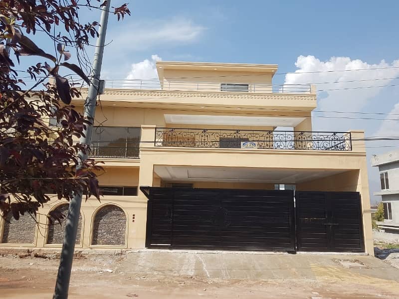 12 Bed 4 Story House For Rent On 1 Kanal 1