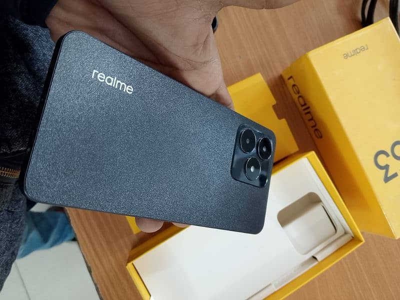 Realme c53 6/128 8