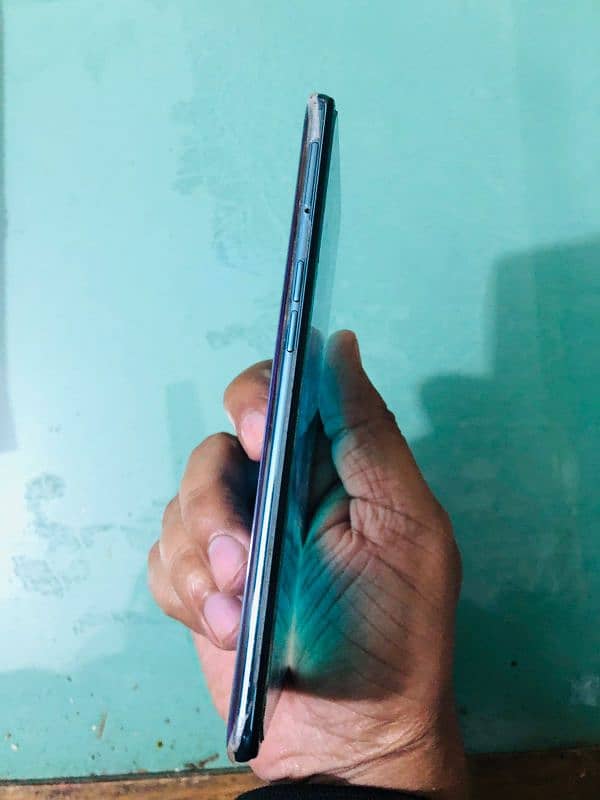 OPPO F17 PRO 2