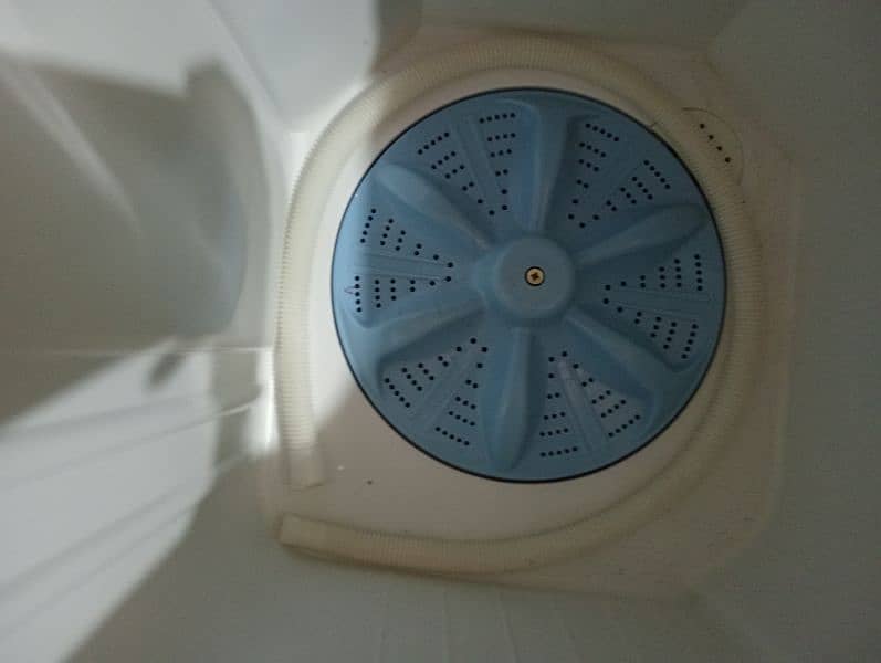 baby washer machine+ Drayer for urgent sale 5