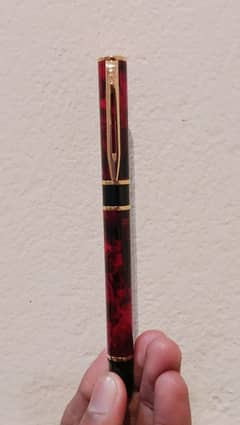 Waterman Vintage Red Laureat Pen.