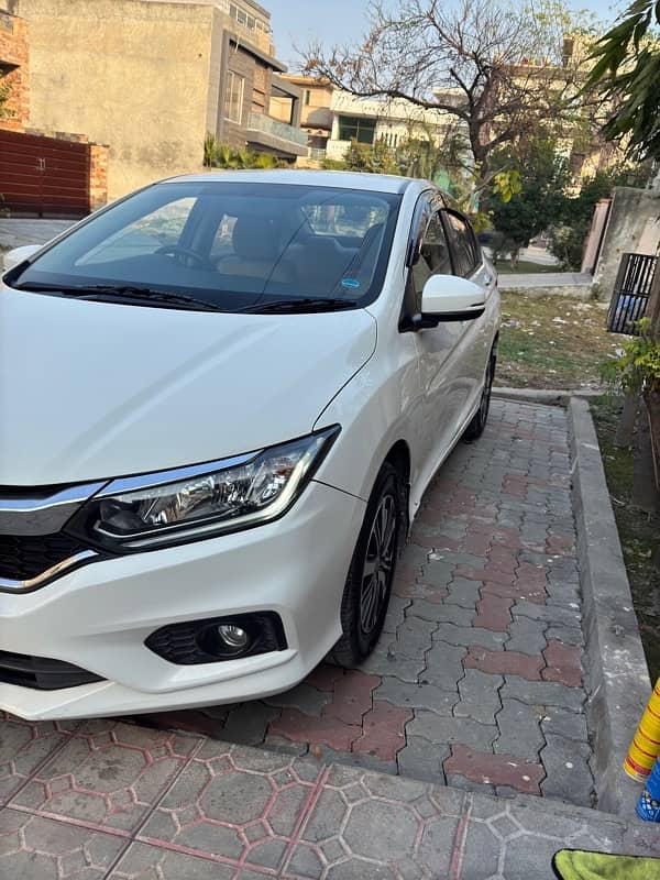 B2B Honda City Aspire Full Option 4