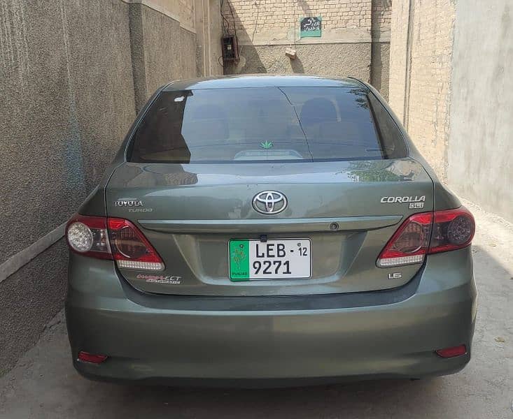 Toyota Corolla GLI 2012 6