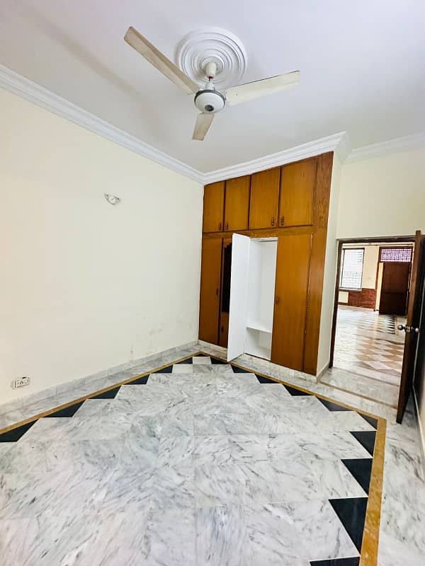 G 11/2 Ground portion for Rent marble flooring Size 30 60 2