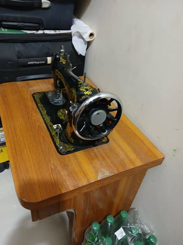 imported Butterfly brand sewing machine 0