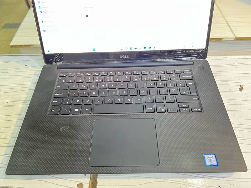 Dell Precision 5540 Core i7 9850H 4k Touch Screen 2