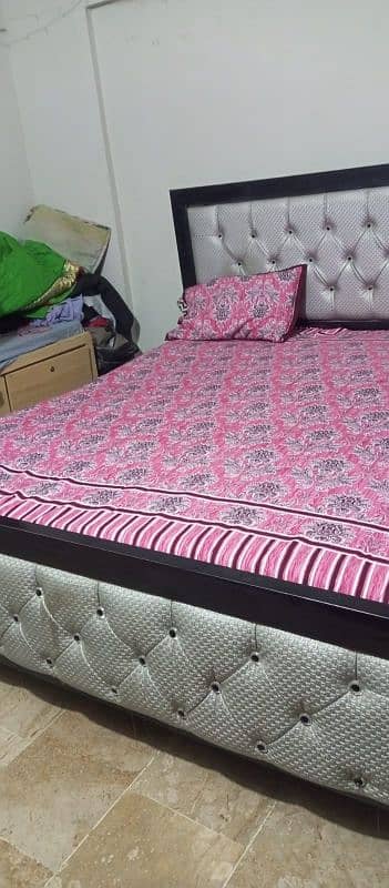 Iron bed new condition 2