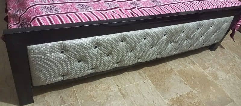 Iron bed new condition 7