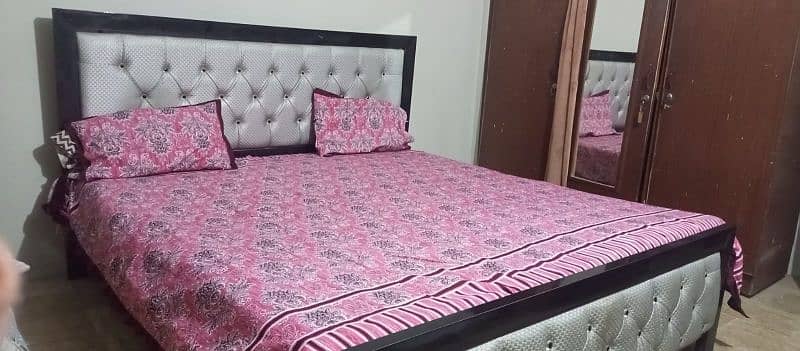 Iron bed new condition 10