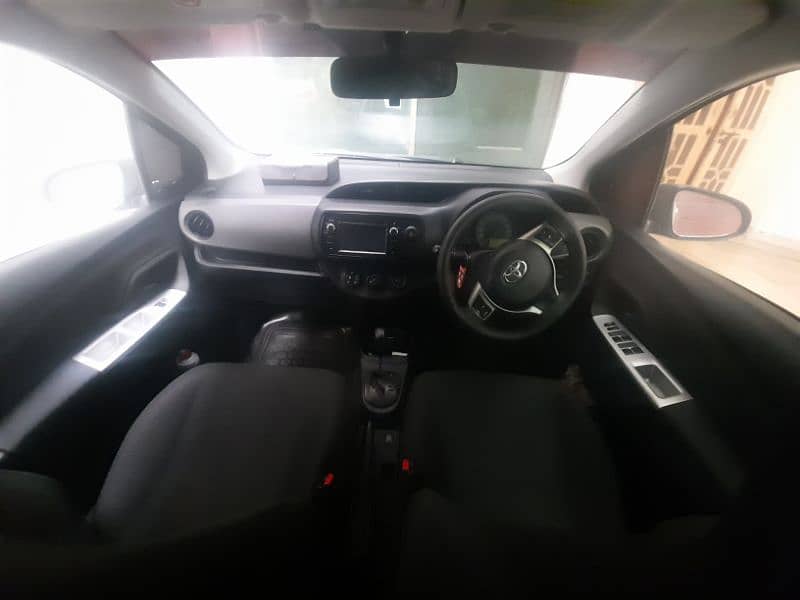 Toyota Vitz 2014 10