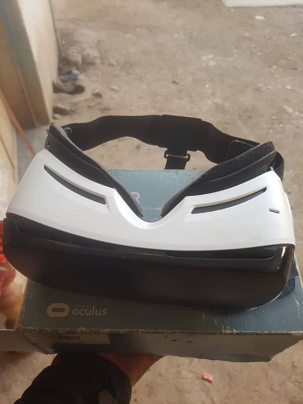 Samsung S7 Edge With Oculus Vr Glasses 6