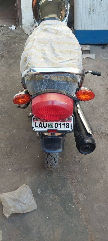 Honda 125 model 2020 larkana number 3