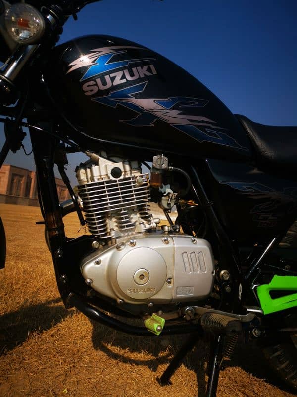 suzuki gs 150 2022 2