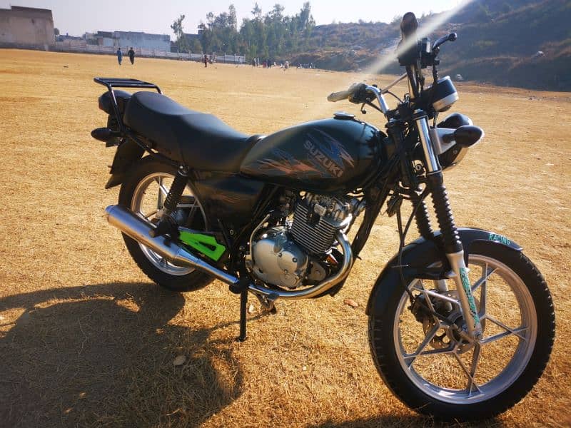 suzuki gs 150 2022 5