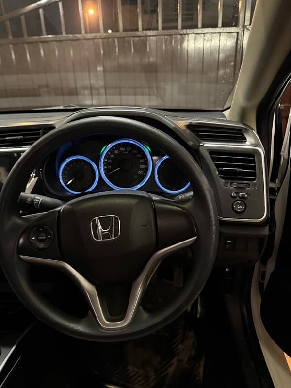 Honda City IVTEC 2024 Manual Transmission 5