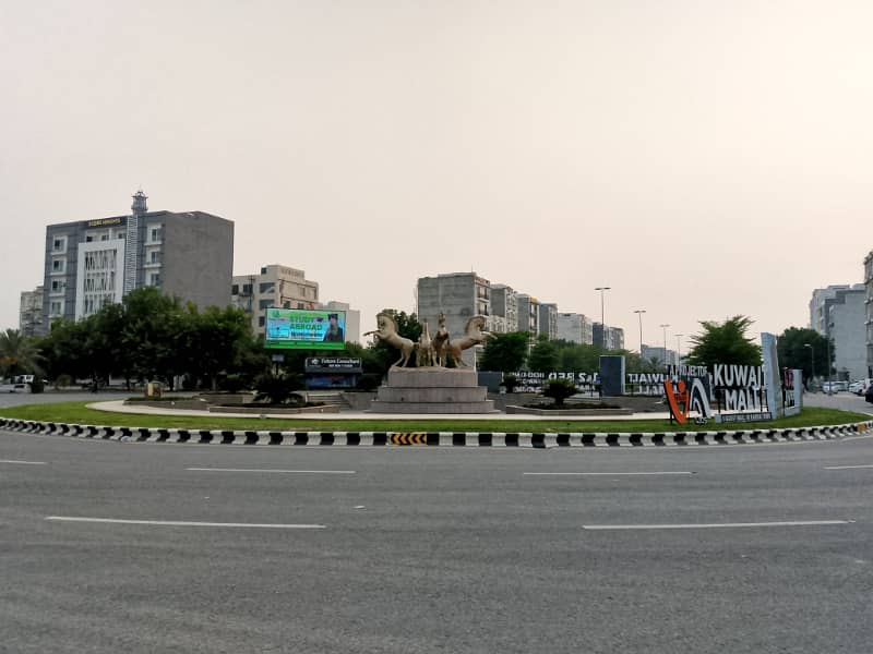 381 10 Marla Plot For Sale On Ideal Location OF Bahria Orchard Lahore , Ideal Gift For Followers 3