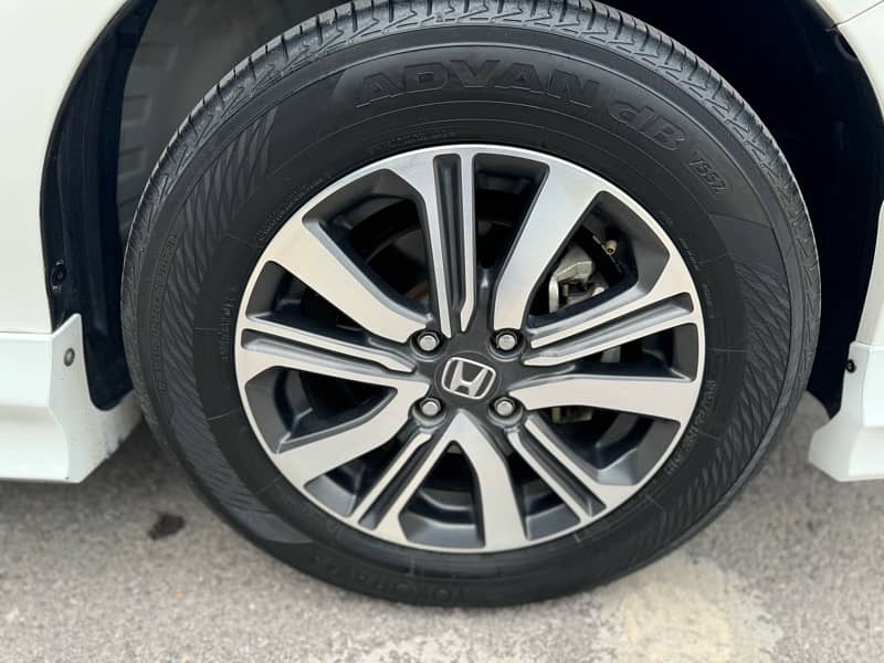 Honda City Aspire 1.5 CVT 2021 Top of Line 8