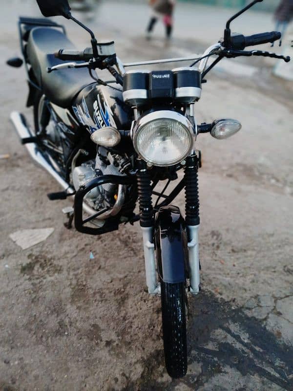 Suzuki GS150 2021 5