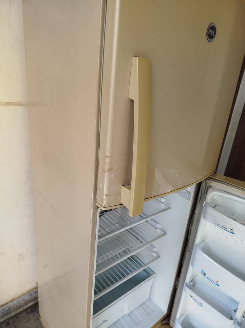 PEL REFRIGERATOR 2500-JF FOR SALE 2