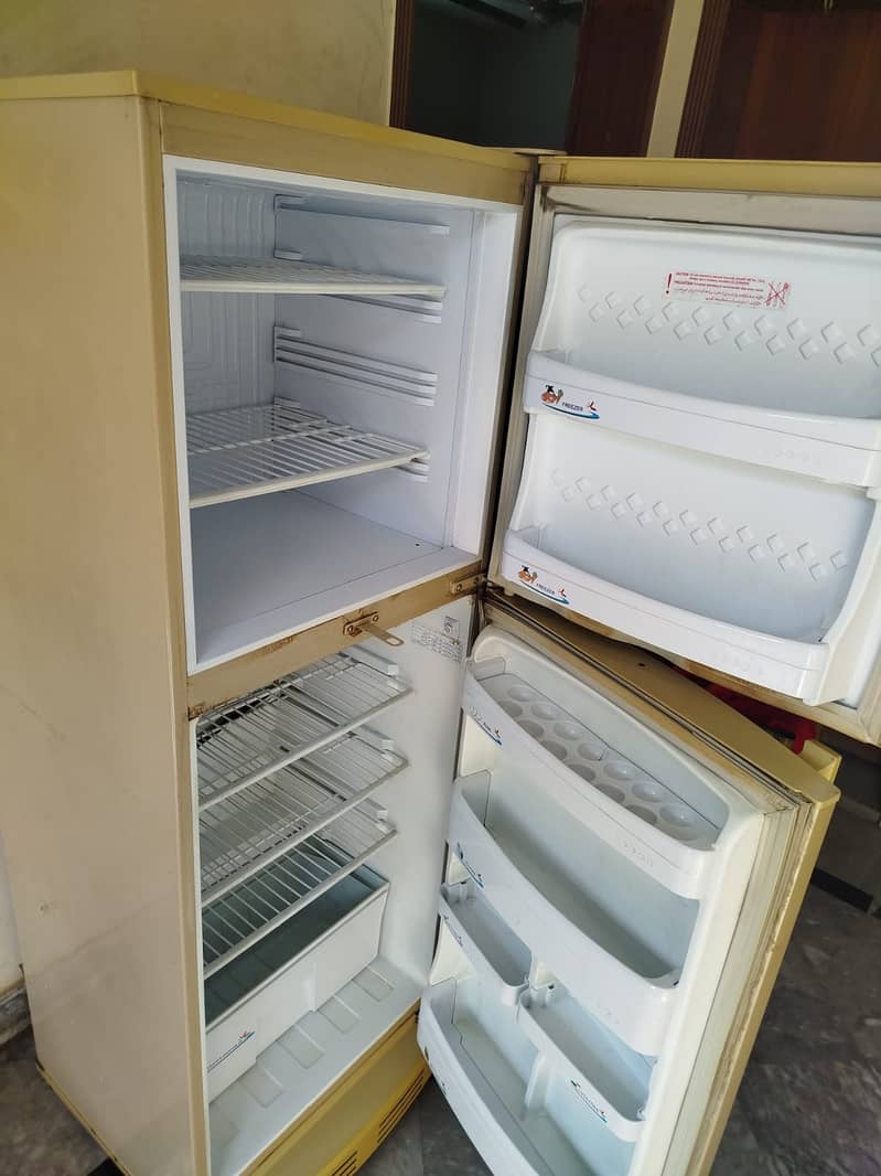 PEL REFRIGERATOR 2500-JF FOR SALE 7