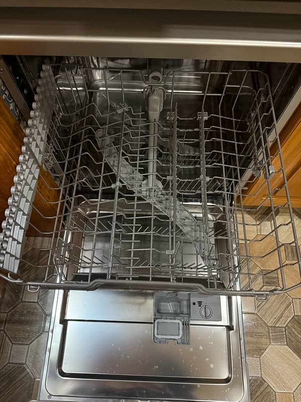 Midas Italy company Dishwasher 4