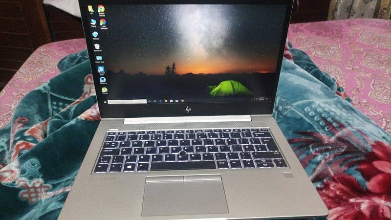 HP EliteBook 735 G5 Ryzen 5 Pro 2500u 8/256gb 0