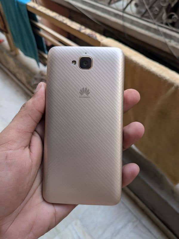 Huawei y6pro 0