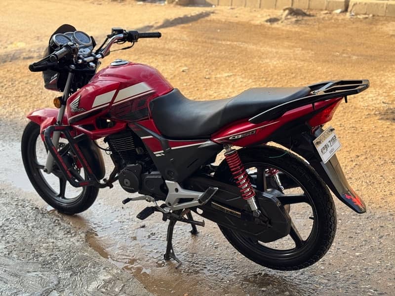 honda cb150 f 1st onner 2