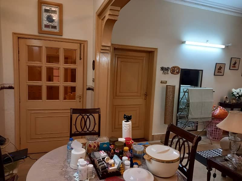 1.5 Kanal House For Sale In Cavalry Cantt 10