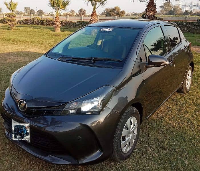 Toyota Vitz 2014/2018 4