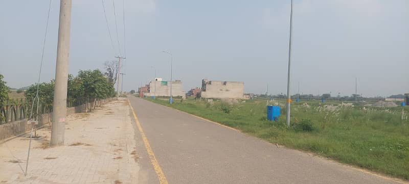 At main Road 1 Kannal Plot for sale in woods Block in Paragon City Lahore 11