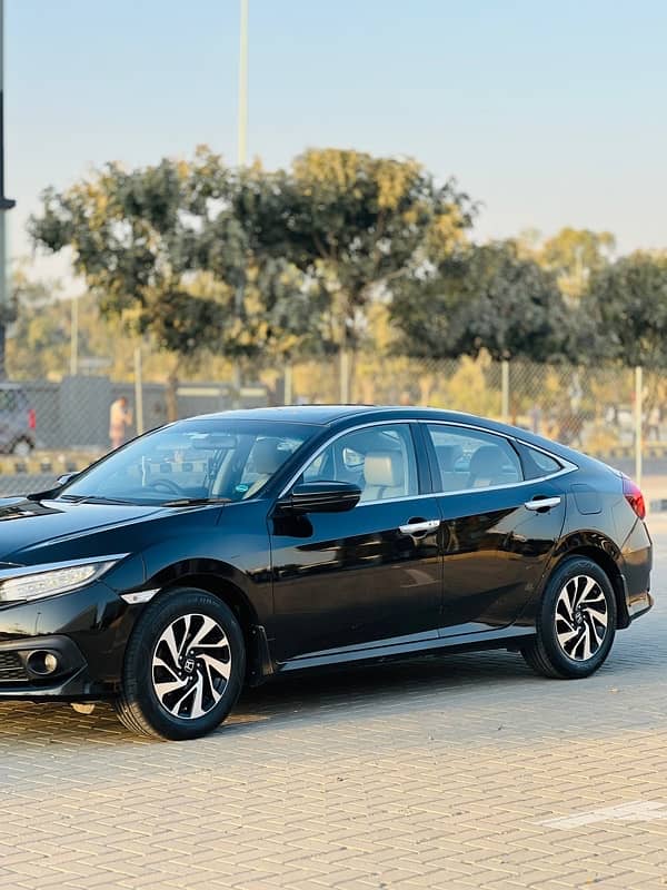 Honda Civic Oriel 2017 1