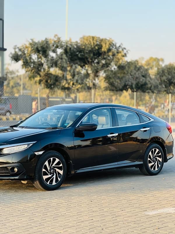 Honda Civic Oriel 2017 3