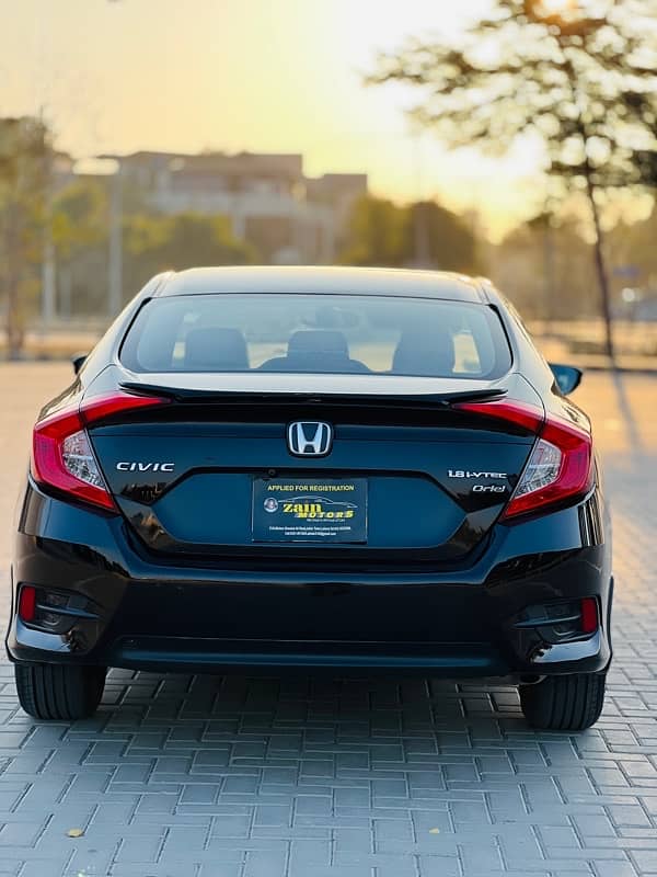 Honda Civic Oriel 2017 5