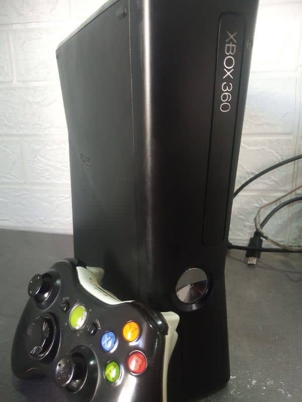 xbox 360 slim 1